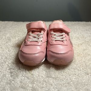 Girls Pink Reebox Pre-owned Size 5